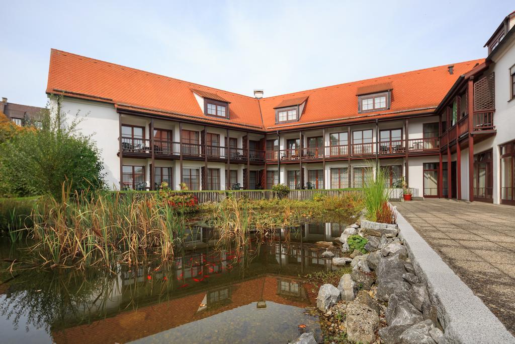 Hotel Garni Gaestehaus Am Muehlbach Ottobeuren Exterior photo