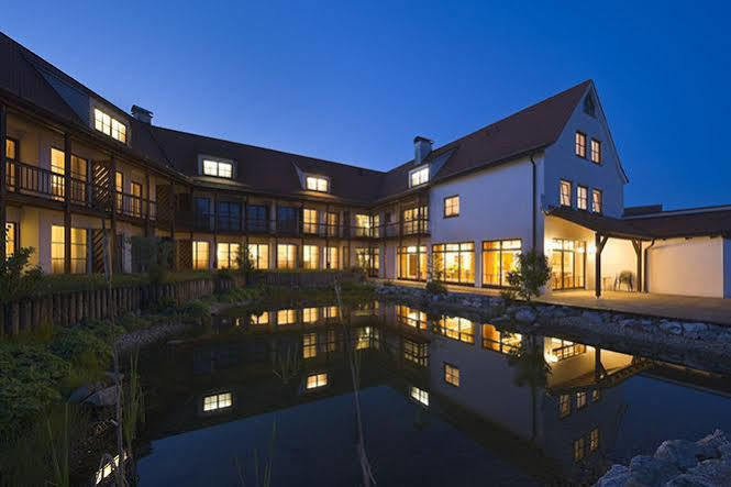 Hotel Garni Gaestehaus Am Muehlbach Ottobeuren Exterior photo
